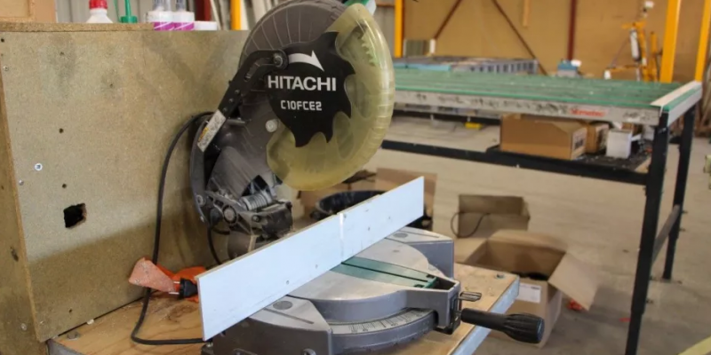 Budget-Friendly Hitachi C10FCE2 Review – Is It Worth Investing? (2018)