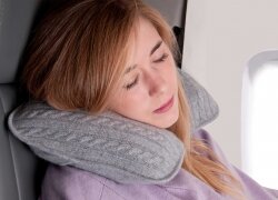 Top 10 Best Travel Pillow Choices — Your Honest Buying Guide in 2020