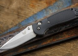 Top 10 Benchmade Griptilian Knives — Best Reviews of 2020