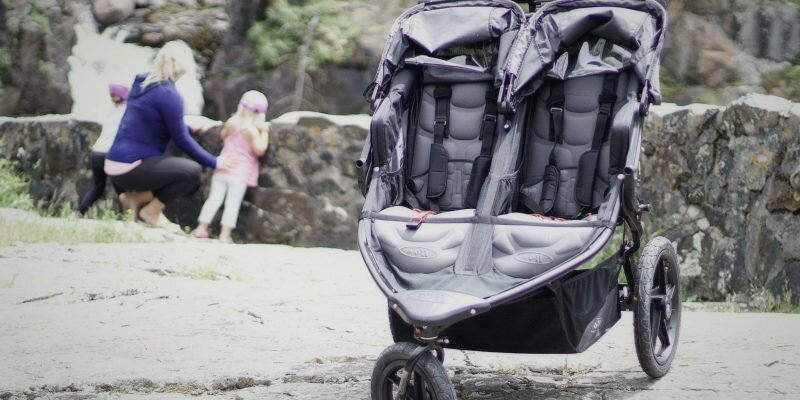 Best Double Jogging Stroller: 2020 Evaluation & Ranking